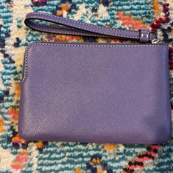 Coach Wristlet - Picture 4 of 6